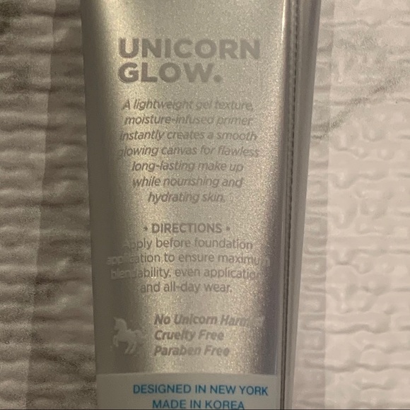 4/$20 Unicorn Glow Hydrating Primer - Picture 5 of 7